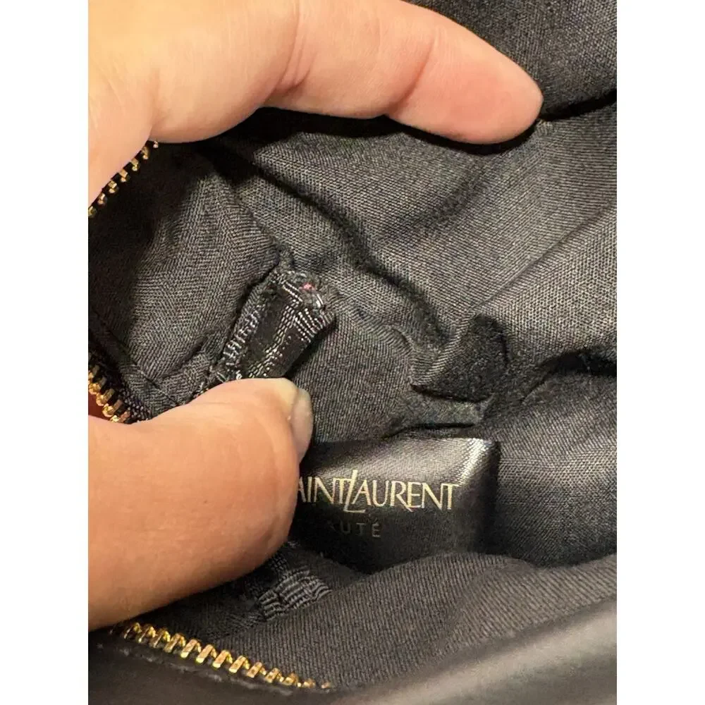 Yves Saint Laurent YSL Beaute Vintage Bag Beauty Cosmetics Zip Pouch Black W Tag - Picture 6 of 7